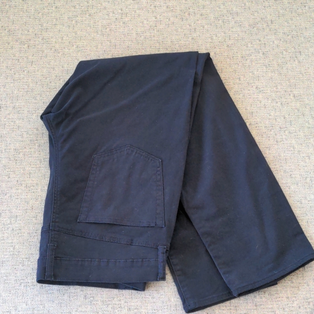 Never Worn Men's Lucky Brand Indigo Blue Pants